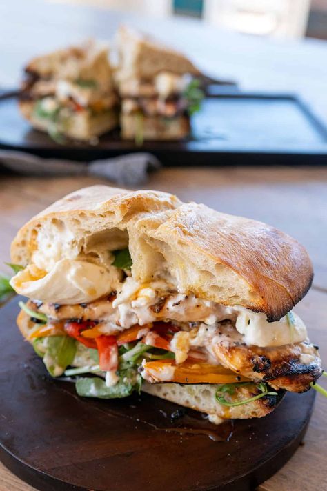 Looking for a grilled chicken sandwich that is totally cravable? Look no further. This is topped with burrata cheese and sweet grilled peppers Chicken Burrata, Burrata Sandwich, Smoked Chicken Thighs, Grilled Chicken Sandwich Recipes, Sweet Pepper Recipes, Ninja Grill, Grilled Chicken Sandwich, Beef Lettuce Wraps, Grilled Chicken Tenders