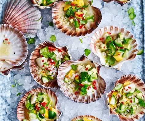 Scallop Ceviche Recipe, Ceviche Recipes, Mango And Avocado, Scallop Ceviche, Ceviche Recipe, Fondant Recipe, Chilli Recipes, Donna Hay, Mango Recipes