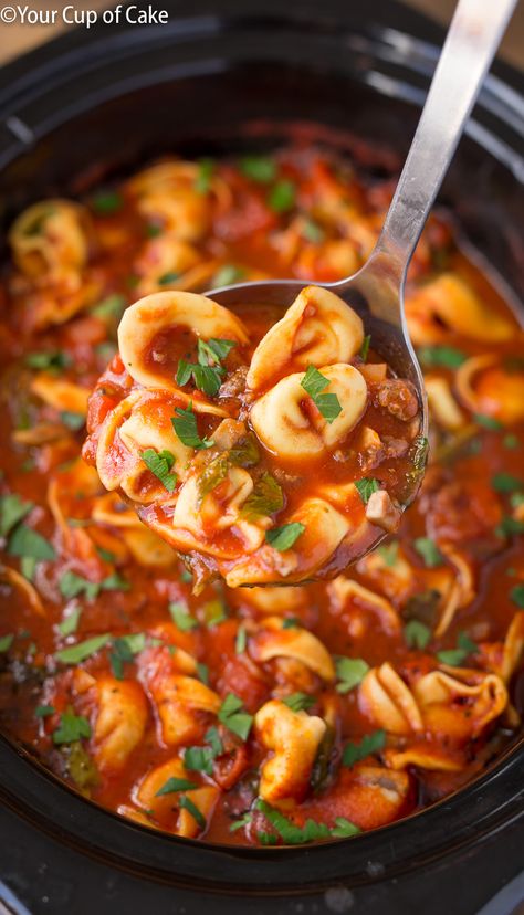 Crockpot Lasagna Tortellini Soup, Lasagna Soup With Tortellini, Tortellini Lasagna Soup, Lasagna Tortellini Soup, Tortellini Soup Crockpot Easy, Crock Pot Tortellini Recipes, Crock Pot Tortellini Soup, Fall Recipes Dinner Crock Pots, Crock Pot Soup Recipes