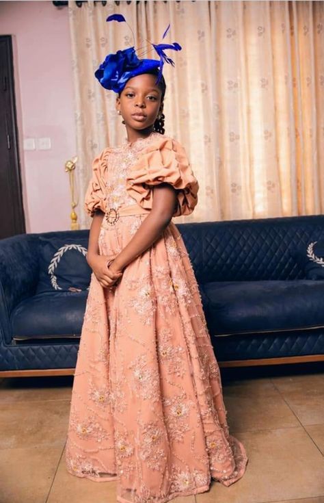 Children Lace Gown Styles, Net Lace Gown Styles Nigerian, Lace Gown Styles Nigerian, Latest Lace Styles, Christmas Gown, Nigerian Lace Dress, Lace Dress For Kids, Children Style, Kids Dress Collection