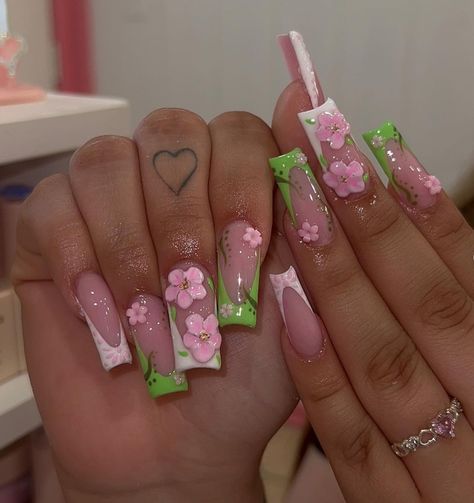 IG :: @/nailsbyzairaa Melanie Martinez Nails, Nail Shapes Square, Romantic Nails, Girly Acrylic Nails, Unique Acrylic Nails, Nails Only, Nail Swag, Nail Forms, Beautiful Nail Designs