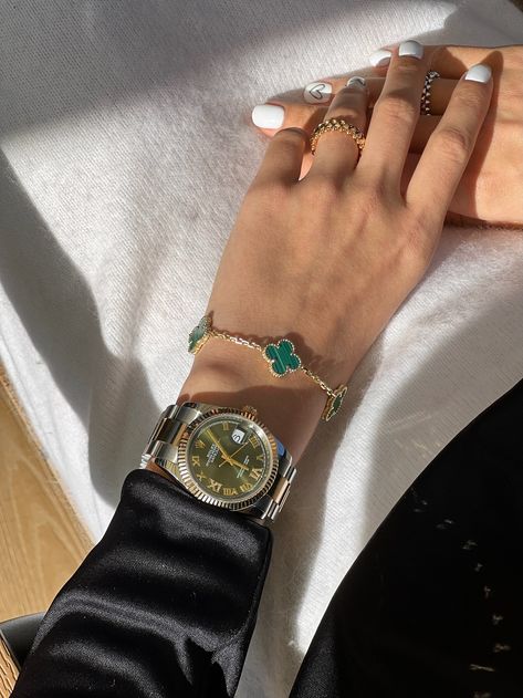 Rolex Datejust 31 Women, Green Inspo, Rolex Jubilee, Oyster Perpetual Datejust, Bracelet Stacking, Rolex Oyster Perpetual, Rolex Oyster, Classic Watches, Oyster Perpetual