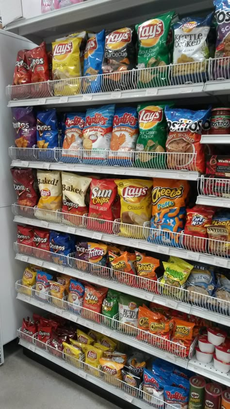 We have all your favourite snacks Chips Lays, Garden Salsa, Lays Chips, Grocery Store Design, Desain Pantry, Snack Organizer, Sleepover Food, Junk Food Snacks, Sour Cream And Onion