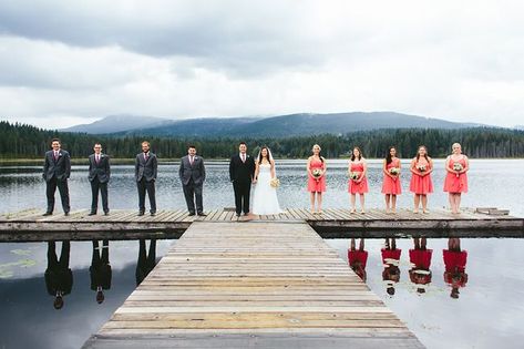 Bridal Party on the Dock at Whonnock Lake // Bohee & Dan's Wedding: http://alyssaschroeder.com/bohee-dan-whonnock-lake-wedding/ Lakeside Wedding Ideas, Lake Side Wedding, Lake Wedding Inspiration, Lake Wedding Ideas, Dock Wedding, Yacht Wedding Ideas, Lakefront Wedding, Lake Weddings, Lakefront Weddings