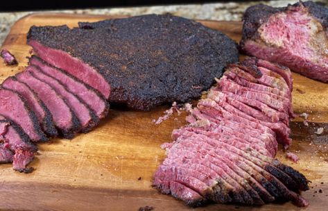 Smoked Corned Beef Brisket, How To Make Pastrami, Homemade Pastrami, Smoked Corned Beef, Corned Beef Brisket, Flat Iron Steak, Smoked Cooking, Smoked Beef, Smoked Brisket