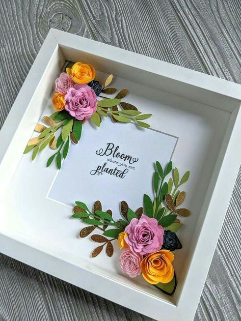 Shadow Box Gifts, نباتات منزلية, Desain Quilling, Quilled Creations, Flower Shadow Box, Quilling Paper Craft, Paper Quilling Designs, Paper Flowers Craft, Quilling Designs