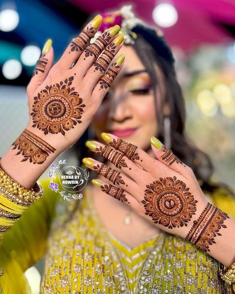 Henna Or Mehndi in Urdu Culture of centrl asia India Pakistan Turkish Africa Arab Countries Wedding Eid Speical #mehndi #henna #wedding #hennaart #hennaartist #mehndidesigns #hennatattoo #mehendi #mehndidesign #hennadesign #mehndiartist #hennadesigns #mehndiart #bride #bridalhenna #hennainspire #art #hennalove #indianwedding #bridalmehndi #bridal #mehandi #love #hennawedding #pakistaniwedding #hennainspo #mehndilove #whitehenna #mehndibride #hennainspiration #fashion #wedding #aesthetic #mehndi Modern Mehndi Design, Hand Mehndi Design Simple, Mehndi Design Simple, Modern Mehndi, Palm Mehndi Design, Simple Mehndi Design, Hand Mehndi Design, Easy Henna, Finger Henna Designs