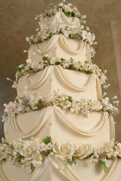 shabby chic celebrity weddings | ... Square Summer Winter Wedding Cakes Photos & Pictures - WeddingWire.com Extravagant Wedding Cakes, Different Wedding Ideas, Big Wedding Cakes, Traditional Wedding Cakes, Dream Wedding Cake, Luxury Wedding Cake, Amazing Wedding Cakes, Gorgeous Wedding Cake, White Wedding Cakes