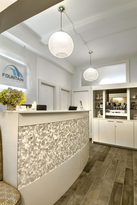 Professional look:Fountain Medical Spa in New York Medical Spa Design, Medspa Design, Spa Waiting Area, Clinical Design, Medspa Decor, Beauty Bar Salon, Medical Decor, Medi Spa, Spa Reception