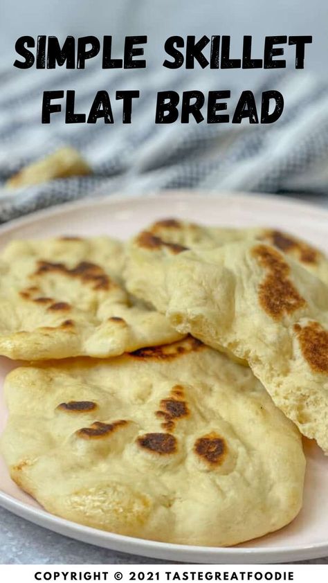 Fried Flat Bread, Flat Bread Recipe, Easy Flatbread Recipes, Homemade Naan, Homemade Naan Bread, Skillet Bread, Easy Flatbread, Cooking Stuff, Fry Bread