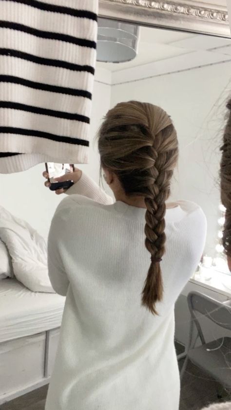 Messy Braided Hairstyles, Loose French Braids, Hair Styels, Plaits Hairstyles, Fairy Hair, Hair Stylies, Work Hairstyles, French Braid, Dream Hair