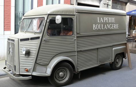 Citroen H a corrugated workhorse | Credit: Wiki Media Commons Citroen Van, Citroen Type H, Citroen H Van, Delivery Van, Old Lorries, Hot Rod Trucks, Cool Vans, Manx, Vintage Vans