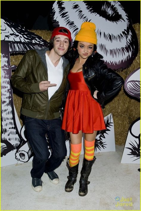 DJ & Spinelli (Recess) | Community Post: 25 Couples' Costumes Inspired By Cartoons Diy Halloween Couples, Costumes 2023, Makeup Clown, Best Celebrity Halloween Costumes, Duo Costumes, Halloween Coustumes, Diy Kostüm, Holloween Costume, Cute Couple Halloween Costumes