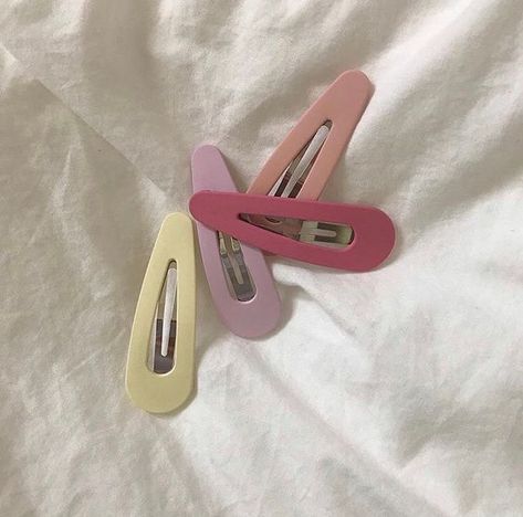 Koleksi Makeup, Hair Clips 90s, Korean Aesthetic, Steam Punk, Fashion Kids, Soft Girl, Pastel Aesthetic, Looks Vintage, Aesthetic Photo