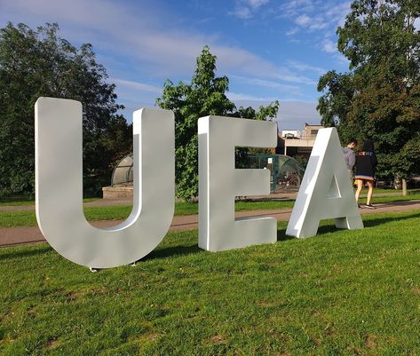 University of East Anglia, UEA on Instagram: “A warm welcome to everyone joining us for our first open day of 2019! Campus is looking spectacular in the sunshine.  Join in the…” University Preparation, University Of East Anglia, Going Abroad, Open Days, Norwich Norfolk, Wish Board, East Anglia, Open Day, Robert Frost