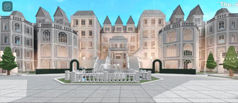 Bloxburg Driveway Ideas Aesthetic, Big White Mansion, Castles In Bloxburg, Big Mansions Bloxburg, Massive Bloxburg Mansion, Bloxburg House Big Mansion, Bloxburg White Mansion, Bloxburg Huge Mansion Layout, Bloxburg Barbie Mansion