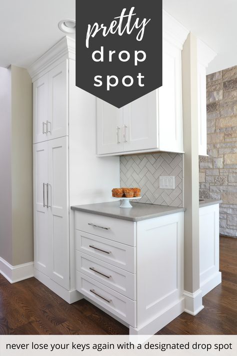 Kitchen Counter Drop Zone, Drop Zone In Kitchen Small Spaces, Drop Zone Ideas Corner, Mudroom Charging Station Drop Zone, Small Drop Zone Ideas Kitchen, Drop Off Station Ideas, Kitchen Drop Zone Ideas, Drop Spot Entryway, Drop Station Entryway