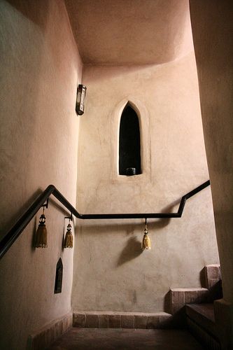 Moon Iconography, Dental Design Interior, Riad Marrakech, Moroccan Homes, Outdoor Living Design, Colorful Life, Design Hotel, Stairway To Heaven, Interior Garden