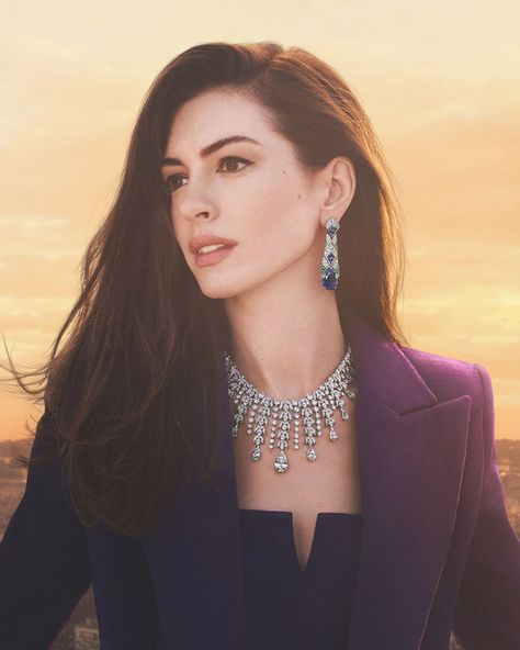 Anne Hathaway Photoshoot, Fashionable Celebrities, Ann Hathaway, Anne Hathaway Style, Bulgari Jewelry, David Sims, Jewelry Photoshoot, Brand Campaign, Deep Winter