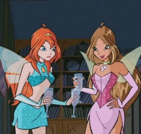 Halloween Duos, Duo Costumes, Klub Winx, Duo Halloween Costumes, Bloom Winx Club, Cartoon Tv Shows, Cartoon Profile Pictures, Halloween Inspo, Animated Icons