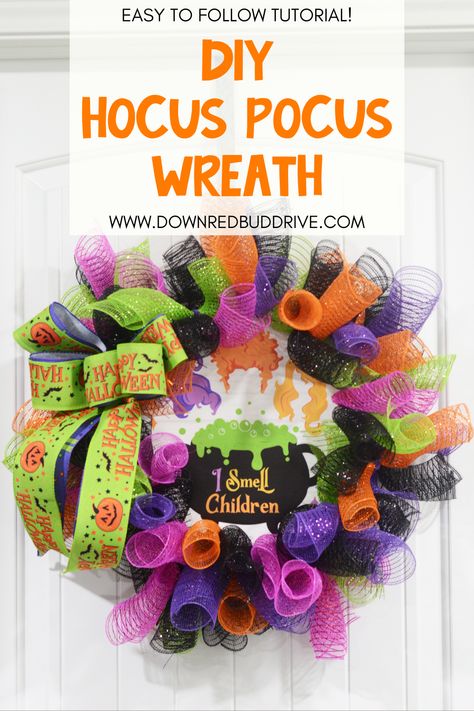 Hocus Pocus Wreath, Diy Hocus Pocus, Hocus Pocus Decorations, Classic Halloween Movies, Diy Deco Mesh Wreath, Deco Mesh Wreaths Tutorials, Halloween Mesh Wreaths, Halloween Hocus Pocus, Mesh Wreath Tutorial