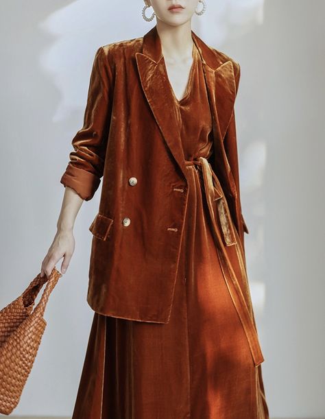 #fashion #style #ideas #inspiration #velvet #silk #outfits #jacket #terracotta Terracotta Outfit, Velvet Jacket Outfit, Lady Suits, Silk Outfits, Velour Jacket, Fashion Inspiration Board, Velvet Suit, Orange Velvet, Velvet Coat