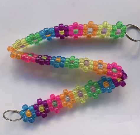 Kandi Tut, Kandi Chain, 3d Kandi, Kandi Designs, Melted Pony Beads, Keychains Ideas, Pony Bead Jewelry, Scene Kandi, Decora Fashion