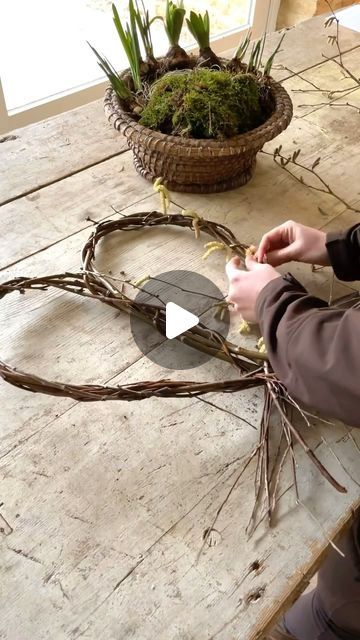 Willow Wreath Ideas, Dogwood Wreath, Daylesford Organic, Willow Heart, Red Dogwood, Wreath Workshop, Inner Garden, Dried Floral Wreaths, Enjoy With Friends