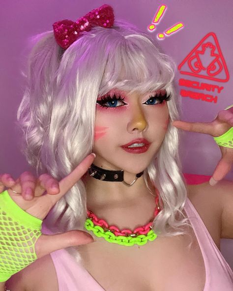 𓆩 Crystal 𓆪 on Instagram: “Who wants candy~? 🍬🍕 ~ Contacts: @myeyebb_official were so kind and cute indeed Ik for sending me these beautiful blue contacts! They’re so…” Chica Costume, Dream Cosplay, Fnaf Costume, Glamrock Chica, Creepy Cute Fashion, Baby Cosplay, Fnaf Cosplay, Fun Outfits, Blue Contacts