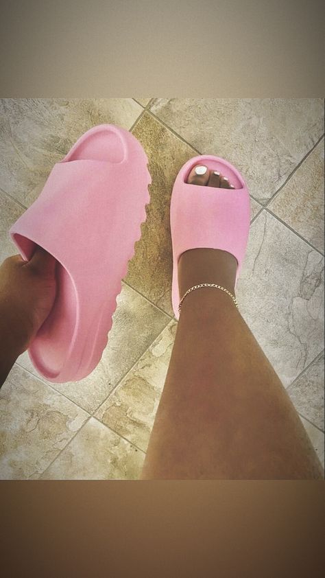 Amazon Yeezy Slides, Yeezy Slides Pink, Pink Yeezy Slides Outfit, Pink Yeezy Slides, Pink Slides Outfit, Yeezy Slides Outfit Women, Pink Yeezy, Yeezy Slides Outfit, Shoe Drawing