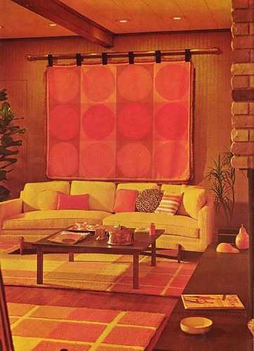 70s Living, via Flickr. 70s Wallpaper Living Room, 70s Set Design, Color Harmony Interior Design, 1970s Living Room, 70s Room, Analogous Color, 70s Living Room, 70s Interior Design, Retro Rooms