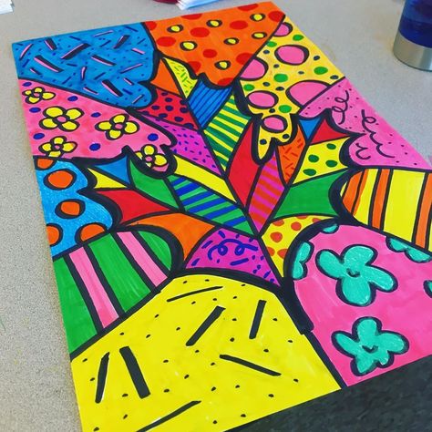 HAPPY FALL! So excited to start this lesson next week with my fourth graders - Lines, Leaves,Patterns and Romero Britto Inspiration… Romero Britto Art Lesson, Romero Britto Art, Britto Art, Elementary School Art, 3rd Grade Art, School Art Projects, Arts Ed, Autumn Art, Leaf Art