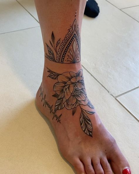 Peony Foot Tattoo, Ankle Mandala Tattoo, Foot Mandala Tattoo, Mandala Tattoo Foot, Female Foot Tattoos, Mandala Ankle Tattoo, Mandala Foot Tattoo, Floral Foot Tattoo, Henna Tattoo Foot