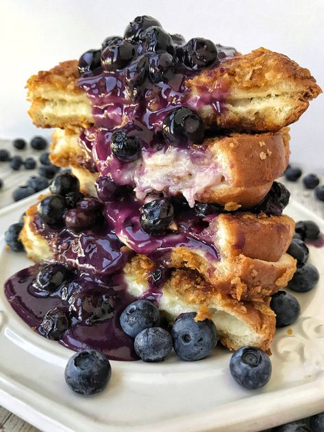 Swallow Recipes, Blueberry Stuffed French Toast, Blueberry Toast, French Toast Brunch, Stuffed French Toast, Blueberry Compote, Blueberry French Toast, French Toast Recipe, Vegetarian Food