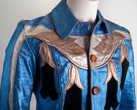 East West Musical Instruments deadly nightshade metallic leather jacket detail Chimayo Jacket, Stage Costume, Creation Couture, Mood Board Fashion, Fashion Images, East West, Sewing Inspiration, Colorful Fashion, Denim Fashion