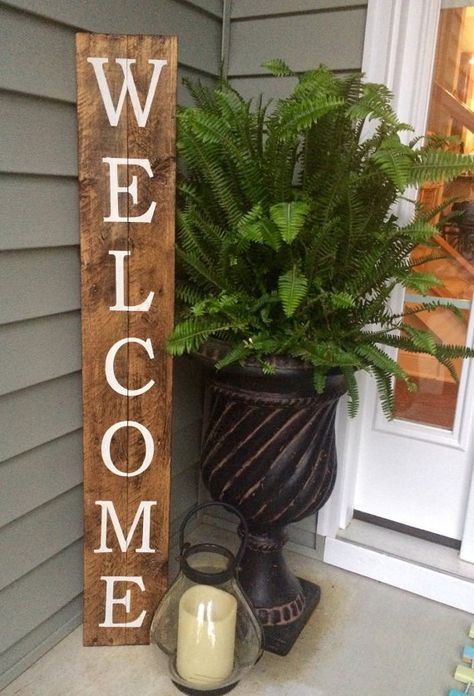 Make a funny or simple sign, similar to this, for out back. Farmhouse Front Porch Decorating, Spring Porch Decor, Clothes Hacks, Rattan Outdoor, Farmhouse Front Porches, Front Door Porch, Door Porch, Simple Signs, Farmhouse Porch