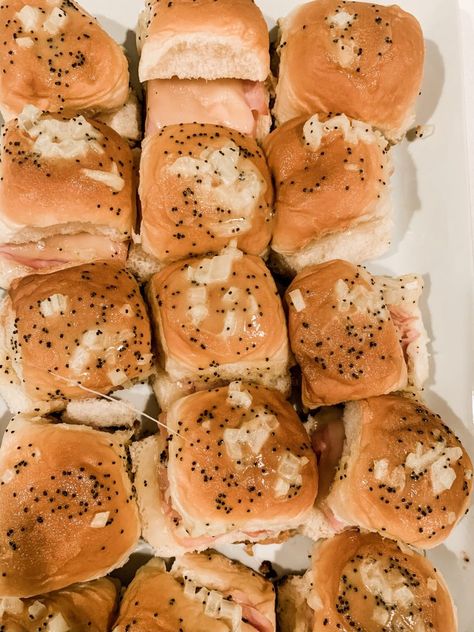 Good Eats | Ham + Poppyseed Sandwiches | Hello! Happiness Poppyseed Sandwiches, King Hawaiian Rolls, Ham Sandwich, Savory Dinner, Ham Sandwiches, Sandwich Ingredients, Deli Ham, Hawaiian Rolls, Grilled Sandwich