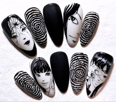 Tomie Inspired Nails, Anime Nails Art Ideas, Tomie Junji Ito Nails, Junji Nails, Emily The Strange Nails, Nail Art Designs Anime, Junji Ito Nail Art, Tomie Nails, Nail Designs Anime