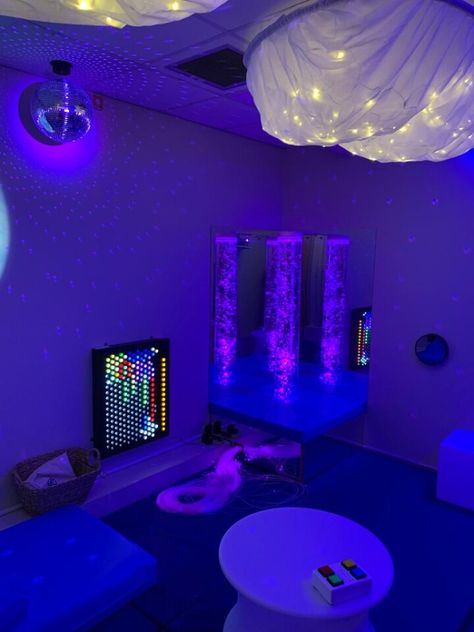 Sensory Room Design, Install and Servicing. Sensory Room Adults, Sensory Room Diy, Adult Sensory Room, Sensory Room Ideas For Adults, Sensory Room Design, Sensory Room Ideas, Sensory Bedroom, Sensory Rooms, Mega Mansions