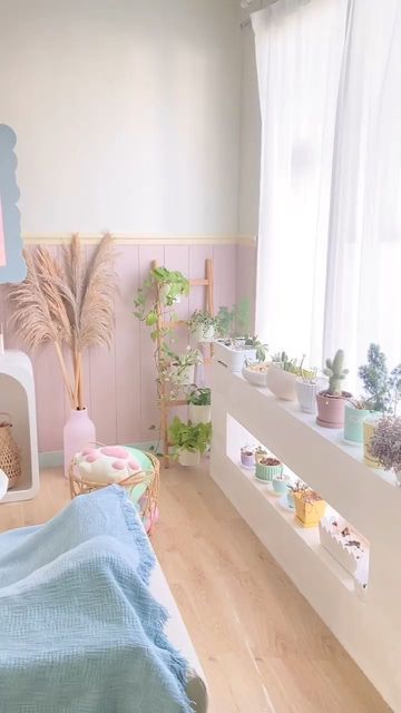 Pastel Pink Home Decor, Pastel Interior Design Modern, Pastel House Decor, Pastel Scandinavian Interior, Pastel Office, Pastel Eclectic, Pastel Scandinavian, Scandinavian Interior Living Room, Pastel Interior Design