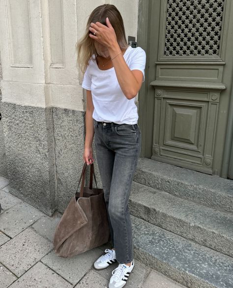 Grey jeans appreciation post🩶 tap for details. ⁠ ⁠ #cubusofficial Grey Straight Jeans Outfit, Grey Straight Jeans, Straight Jeans Outfit, Appreciation Post, Jeans Outfit, Grey Jeans, Jean Outfits, Straight Jeans, Tap