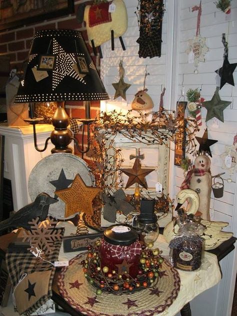 Primitive Christmas Country Primitive Decorating, Primitive Decorations, Stars Decor, Primitive Shelf, Primitive Christmas Decorating, Primative Decor, Primitive Walls, Star Decor, Prim Christmas