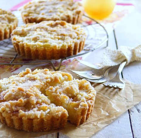 Apple Cake Tartlets Recipe by Patty Price Patty Food, Tartlets Recipe, Easy Apple Pie, Mini Tart, Apple Desserts, Apple Cake, Sweet Tarts, Tart Recipes, Mini Desserts