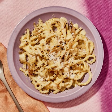 Meatless Udon Carbonara Recipe | Bon Appétit Udon Recipe, Noodle Maker, Italian Favorites, Carbonara Recipe, Udon Noodles, Easy Cheesy, Crushed Red Pepper Flakes, Creamy Sauce, Vegetarian Cheese