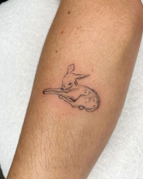 3 Leaves Tattoo, Cowboy Cowgirl Tattoo, Line Art Animal Tattoo, Spooky Aesthetic Tattoo, Animal Tattoos Fine Line, Forest Themed Tattoos, Dainty Deer Tattoo, Fawn Tattoo Minimalist, Small Tattoos Nature