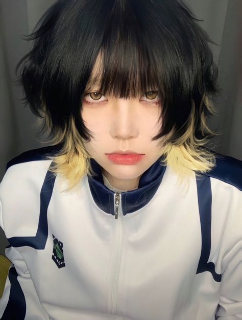 Bachira Meguru Hairstyle, Bachira Haircut, Bachira Hairstyle, Anime Haircuts In Real Life, Anime Haircut, Princess Dress Up, Korean Wave, Cosplay Characters, Hair Reference