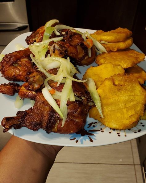 Haitian Food, Carribean Food, Haitian Food Recipes, Bistro Food, Nigerian Food, Food Babe, Healthy Food Motivation, Health Dinner Recipes, Food Recepie