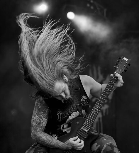 Heavy Metal 'Headbanging' Causes Brain Damage — At Least In One ... The Perfect Girlfriend, Metal Fan, Extreme Metal, Heavy Metal Rock, Attract Men, Brain Damage, Heavy Metal Music, Ozzy Osbourne, Thrash Metal