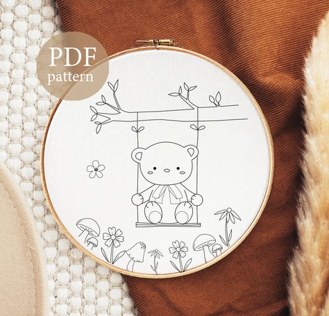 Cross Stitch design Pattern Embroidery Design Drawings, Hand Embroidery Patterns Free Templates, Bear Embroidery Pattern, Embroidery Patterns Free Templates, Diy Embroidery Thread, Woodland Embroidery, Embroidery Bear, Cute Embroidery Patterns, Broderie Simple