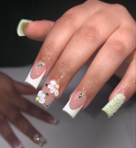 3d Butterfly Nails, Country Acrylic Nails, Nails After Acrylics, Acrylic Nail Designs Coffin, Embroidery Crewneck, Gel Toe Nails, Butterfly Nails, Super Cute Nails, Spring Acrylic Nails